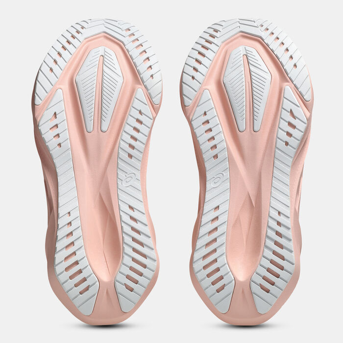 ASICS Women's NOVABLAST 5 Running Shoes White image number 4