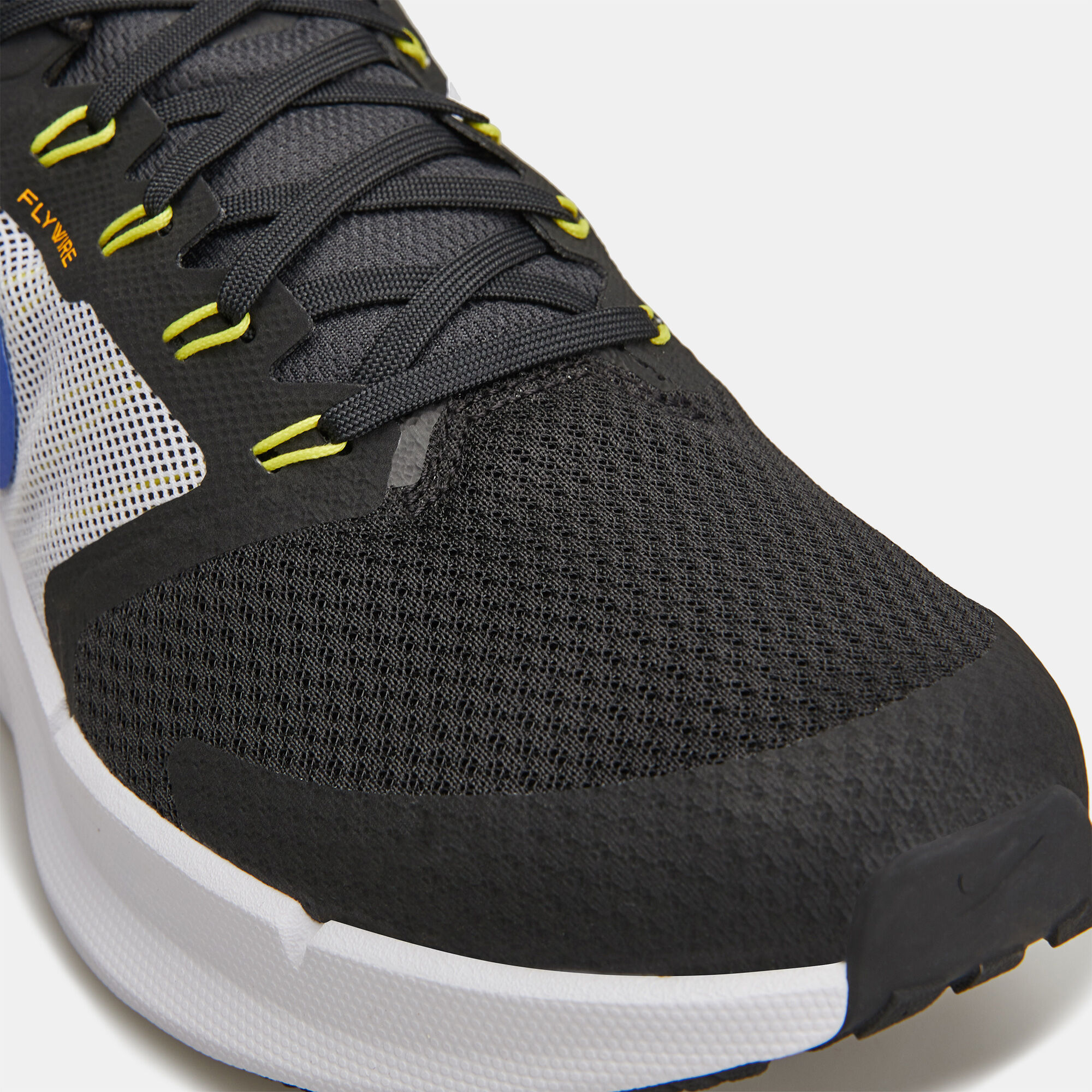 Flywire laces new arrivals