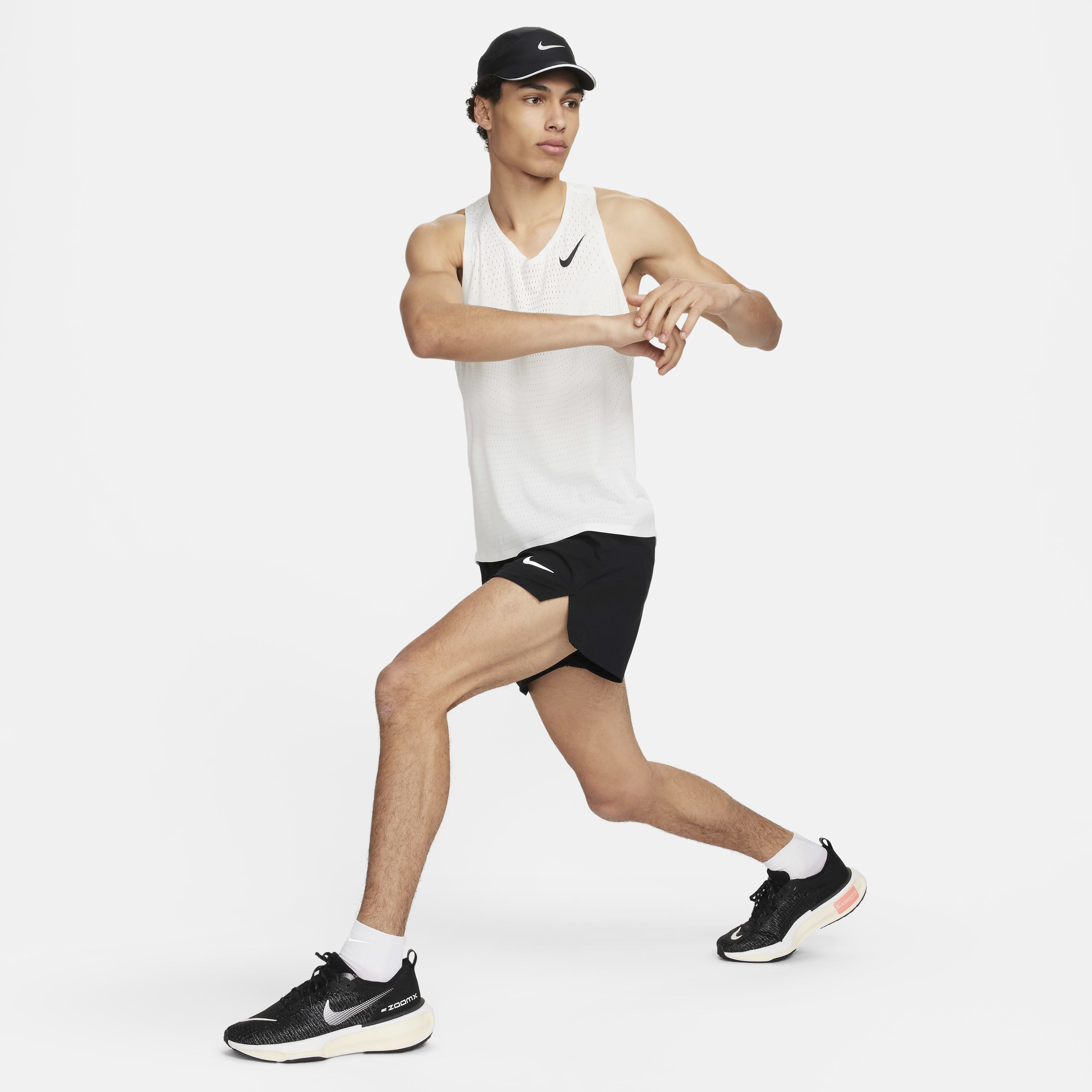 Men s AeroSwift Dri FIT ADV Running Vest White Nike in KSA SSS