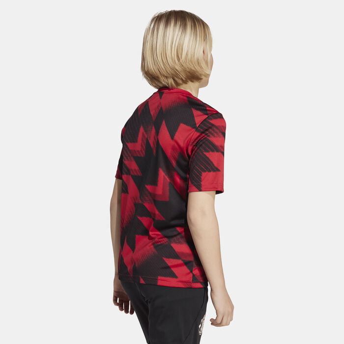 adidas Kids' Manchester United 25/26 Pre-Match Football Jersey Red adidas Kids' Manchester United 25/26 Pre-Match Football Jersey Red image number 1