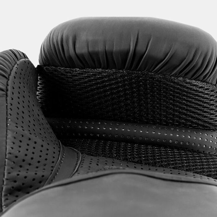 UFC Pro Training Boxing Gloves Black UFC Pro Training Boxing Gloves Black image number 3