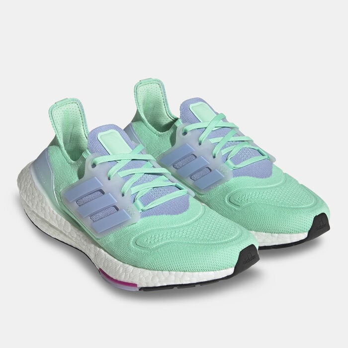 adidas Women's Ultraboost 22 Shoe Green image number 1