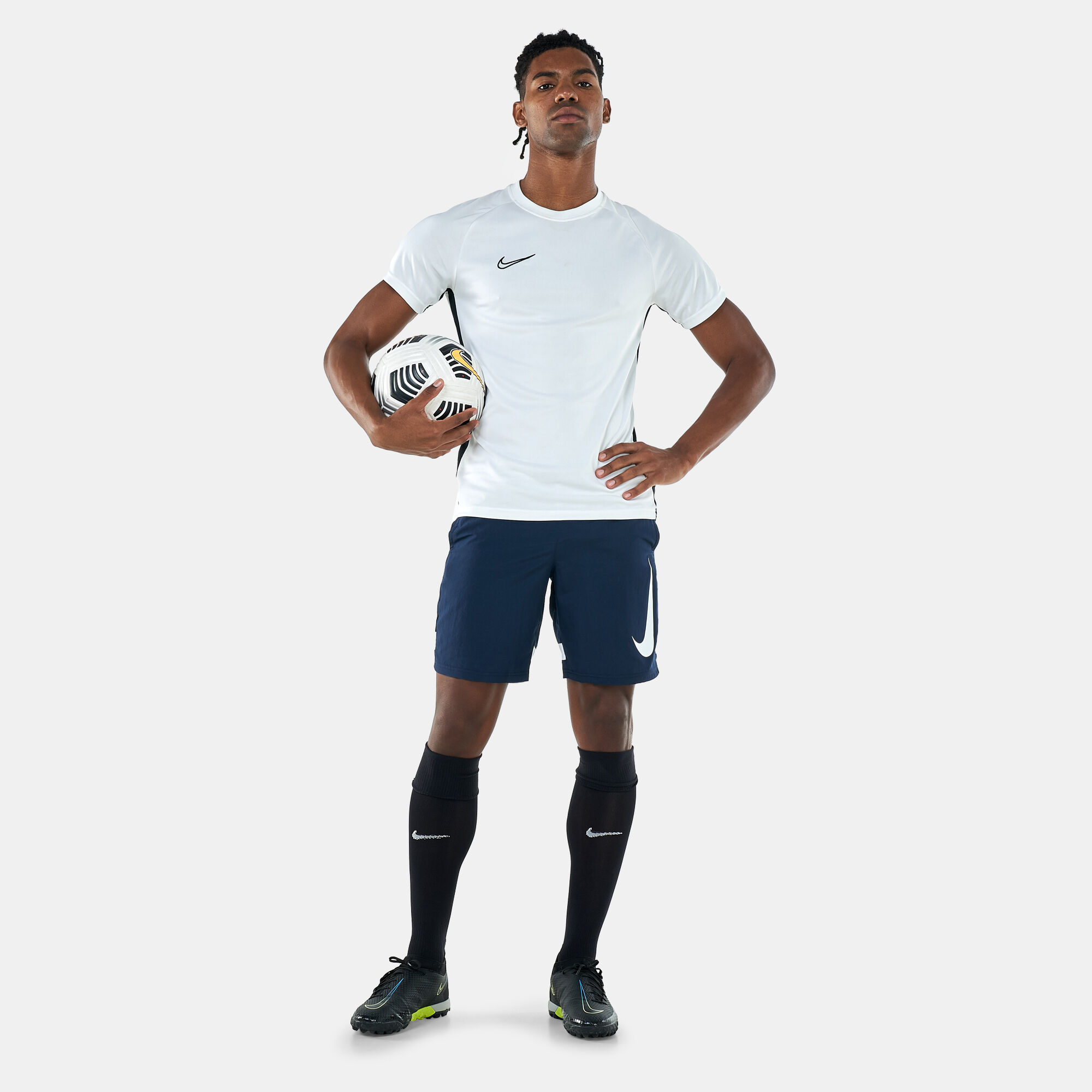 Nike academy shorts junior deals