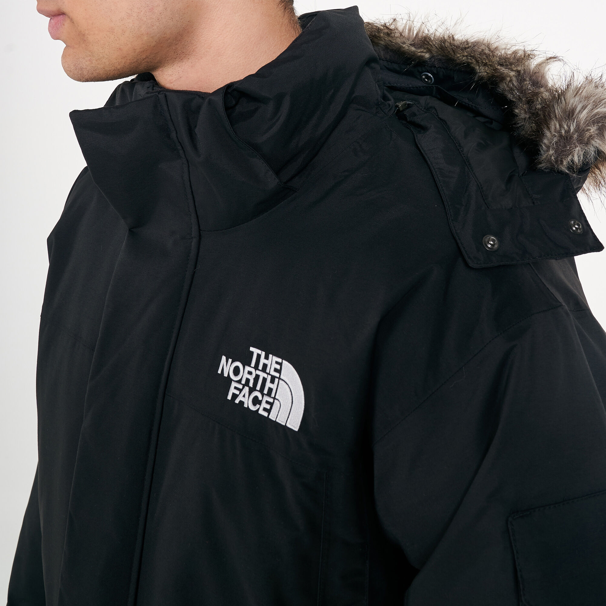 Buy The North Face Men s Rec Mcmurdo Jacket Black in KSA SSS