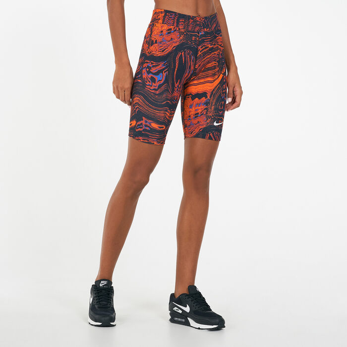 Women's Sportswear Essentials Shorts Women's Sportswear Essentials Shorts image number 0