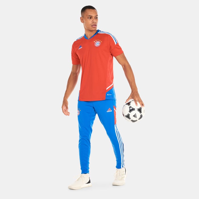 adidas Men's FC Bayern Condivo 22 Training Jersey Red adidas Men's FC Bayern Condivo 22 Training Jersey Red image number 2
