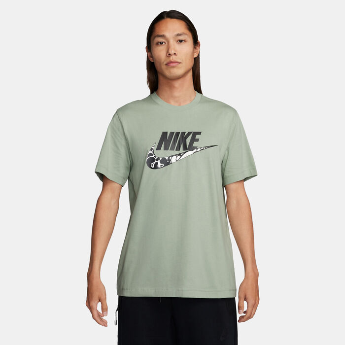 Nike Men's Sportswear T-Shirt Green image number 0