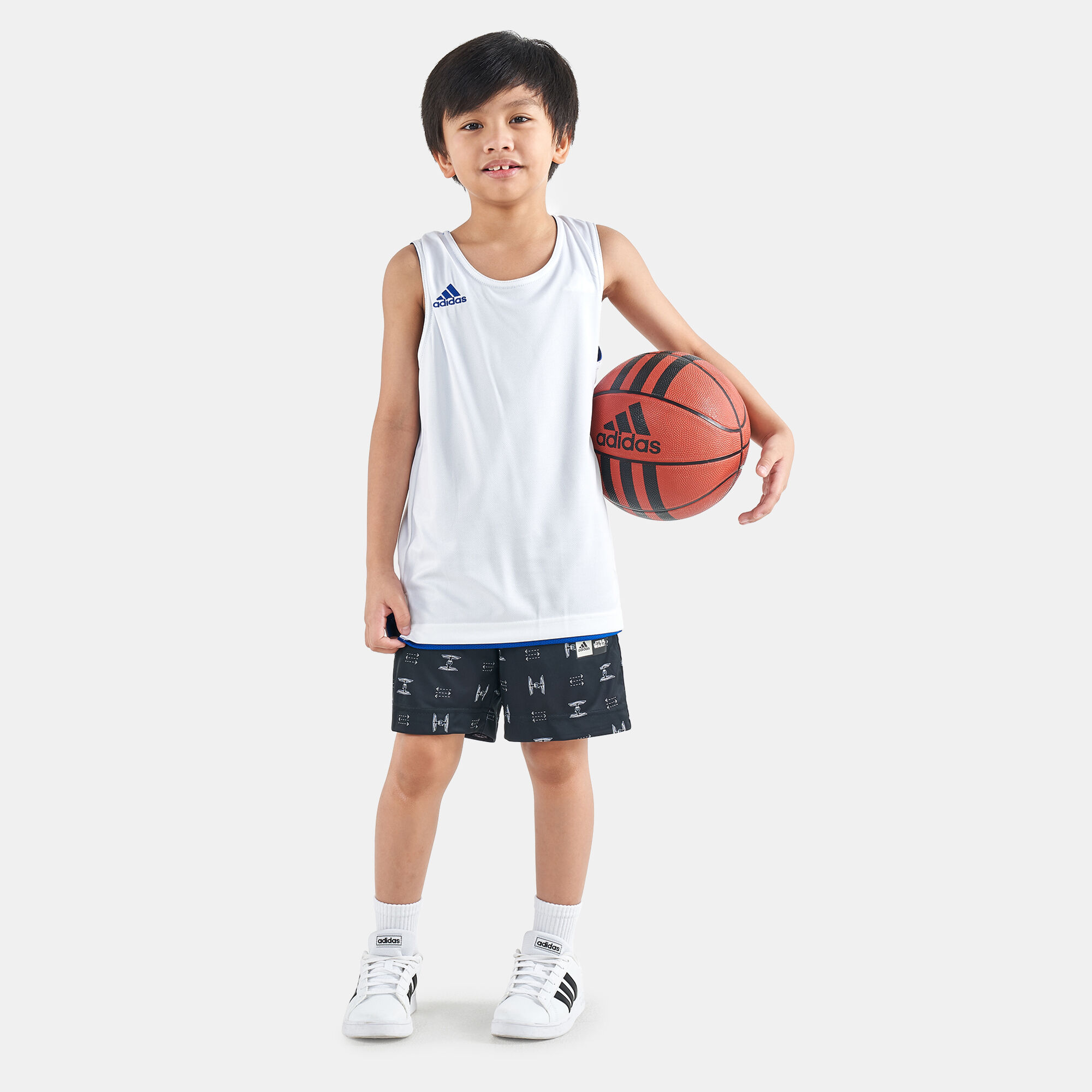 adidas Kids Kylo Ren Star Wars Shorts in KSA SSS