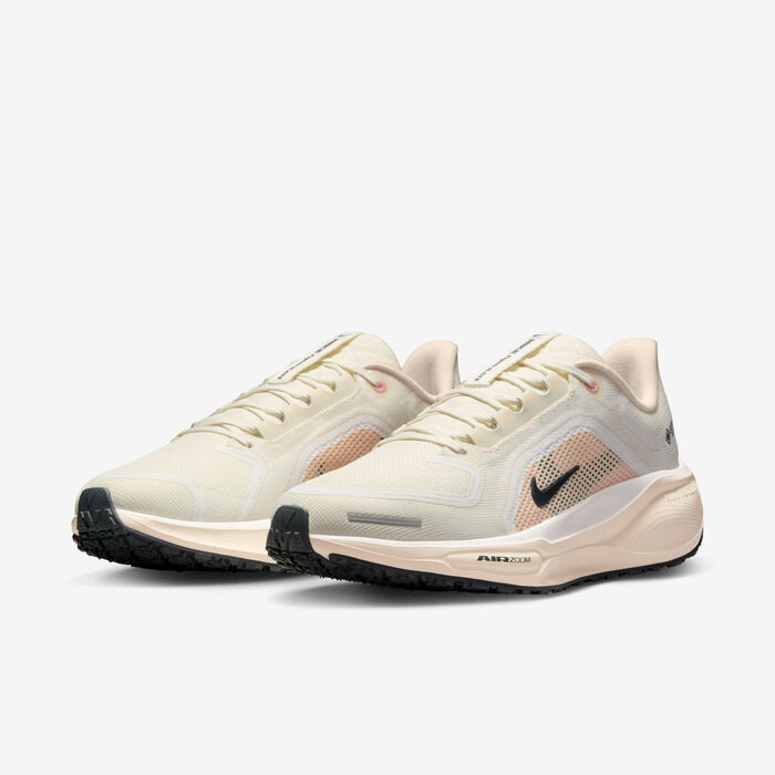 Nike Women's Pegasus 41 GORE-TEX Road Running Shoes Peach Nike Women's Pegasus 41 GORE-TEX Road Running Shoes Peach image number 4