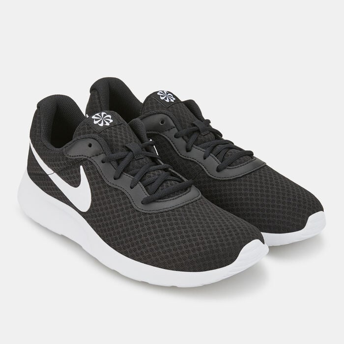 Nike Men's Tanjun Shoe Black Nike Men's Tanjun Shoe Black image number 1