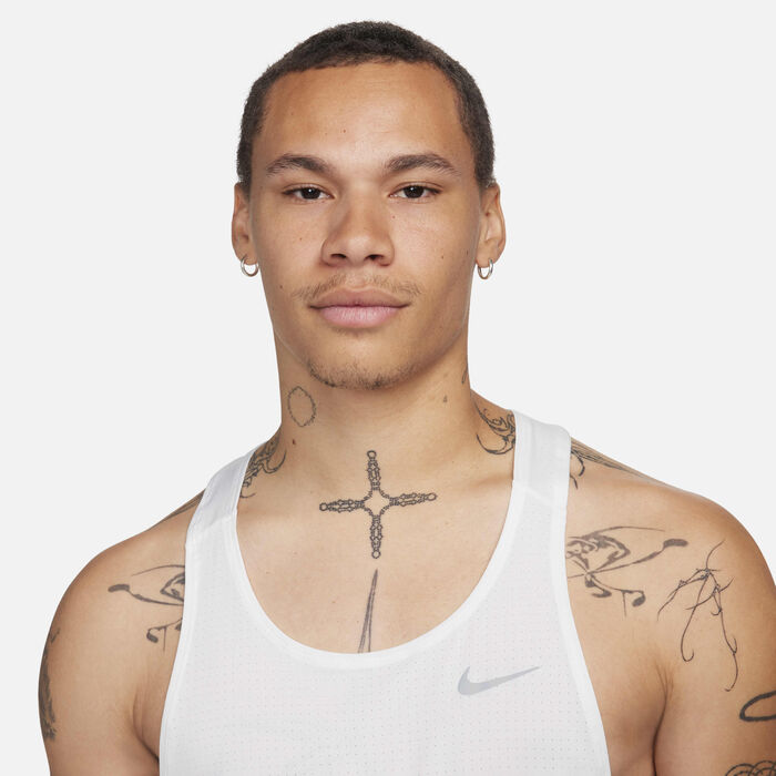 Nike Men's Fast Dri-FIT Running Vest White Nike Men's Fast Dri-FIT Running Vest White image number 2