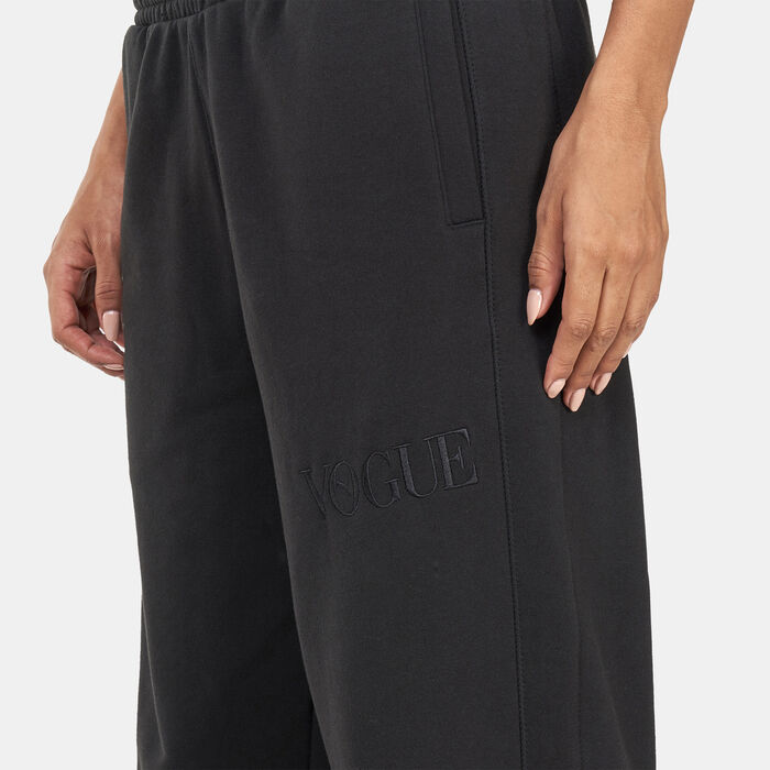 PUMA Women's x VOGUE Sweatpants Black PUMA Women's x VOGUE Sweatpants Black image number 3
