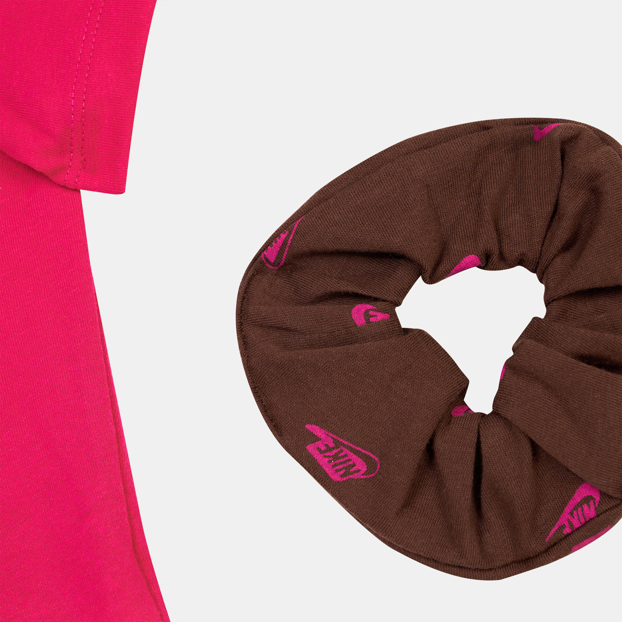 Shop Nike Kids T Shirt and Scrunchie Set Pink Online in KSA SSS