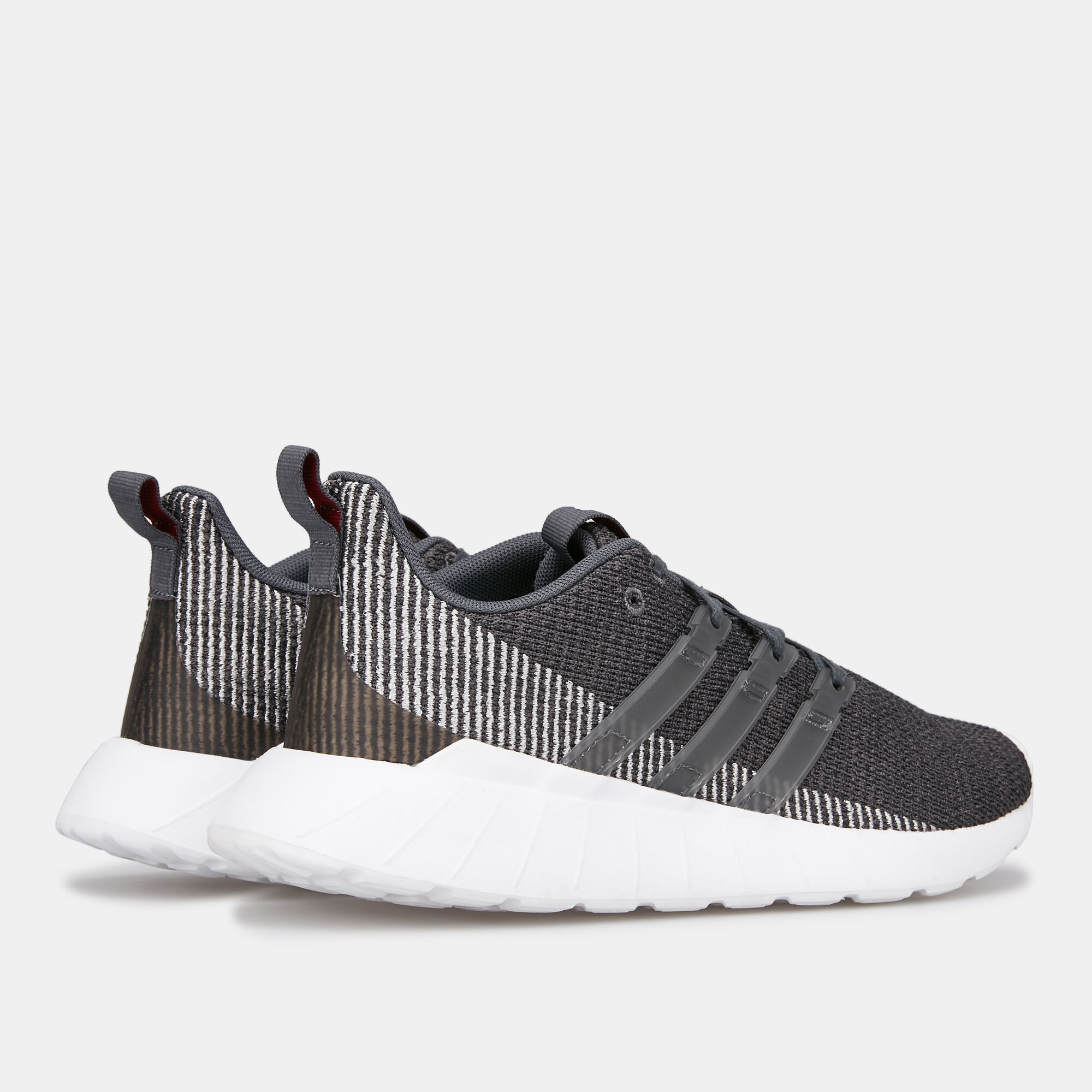 Adidas women's questar flow shoes white store