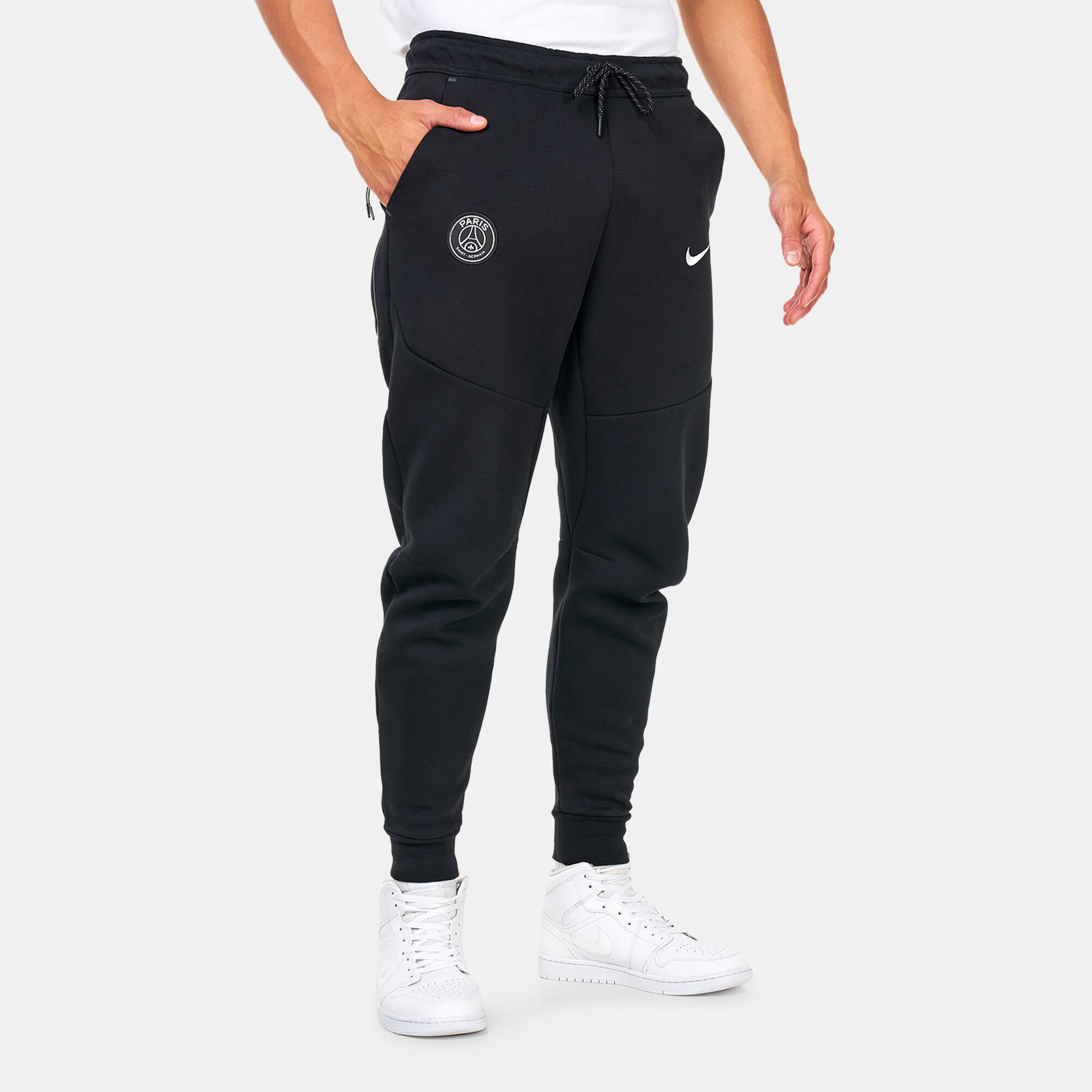 Men s Paris Saint Germain Tech Fleece Joggers