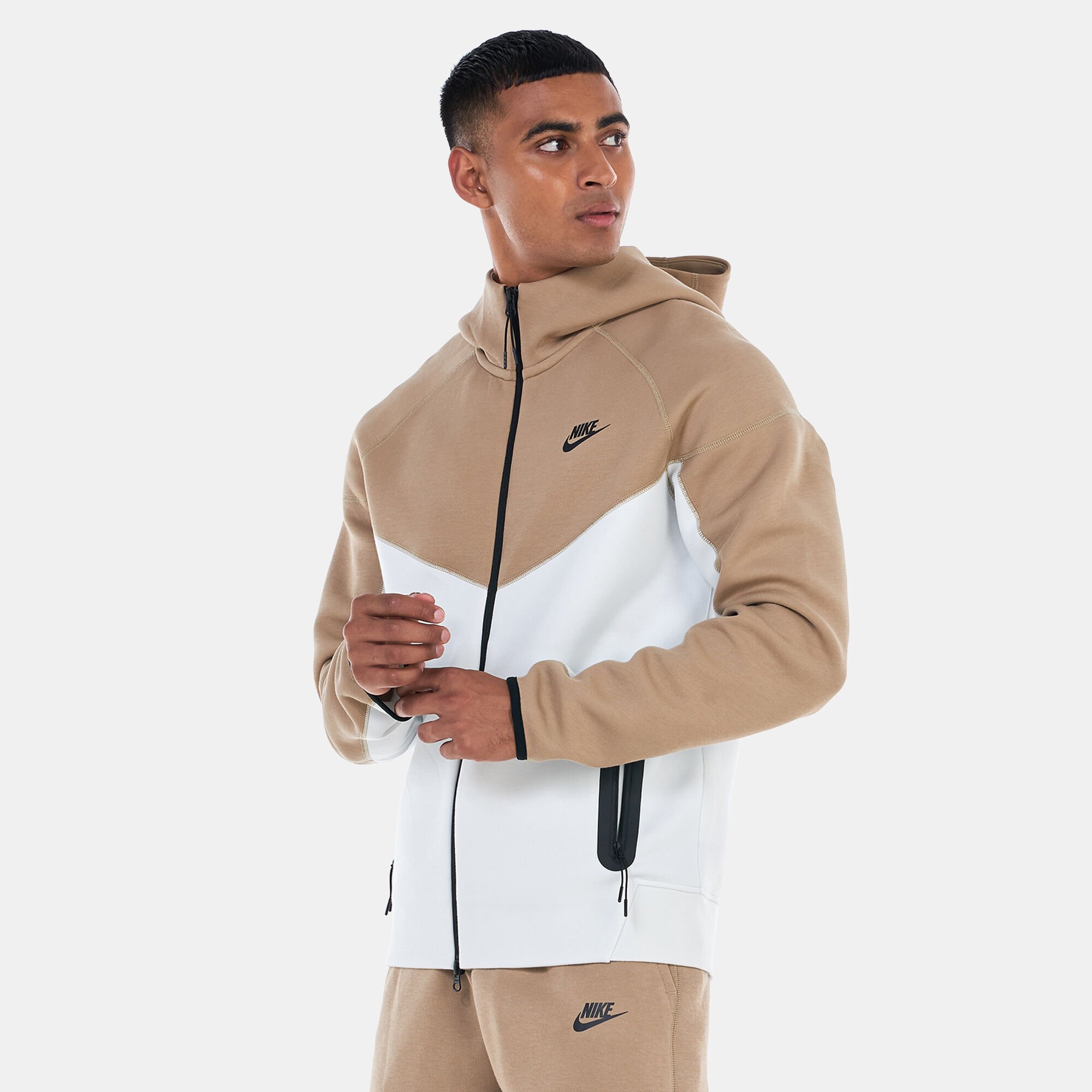 Buy Nike Men s Sportswear Tech Fleece Windrunner Full Zip Hoodie