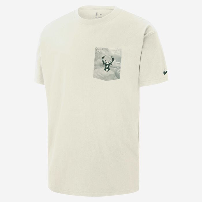 Nike Men's NBA Milwaukee Bucks Courtside Max90 T-Shirt Ivory Nike Men's NBA Milwaukee Bucks Courtside Max90 T-Shirt Ivory image number 0