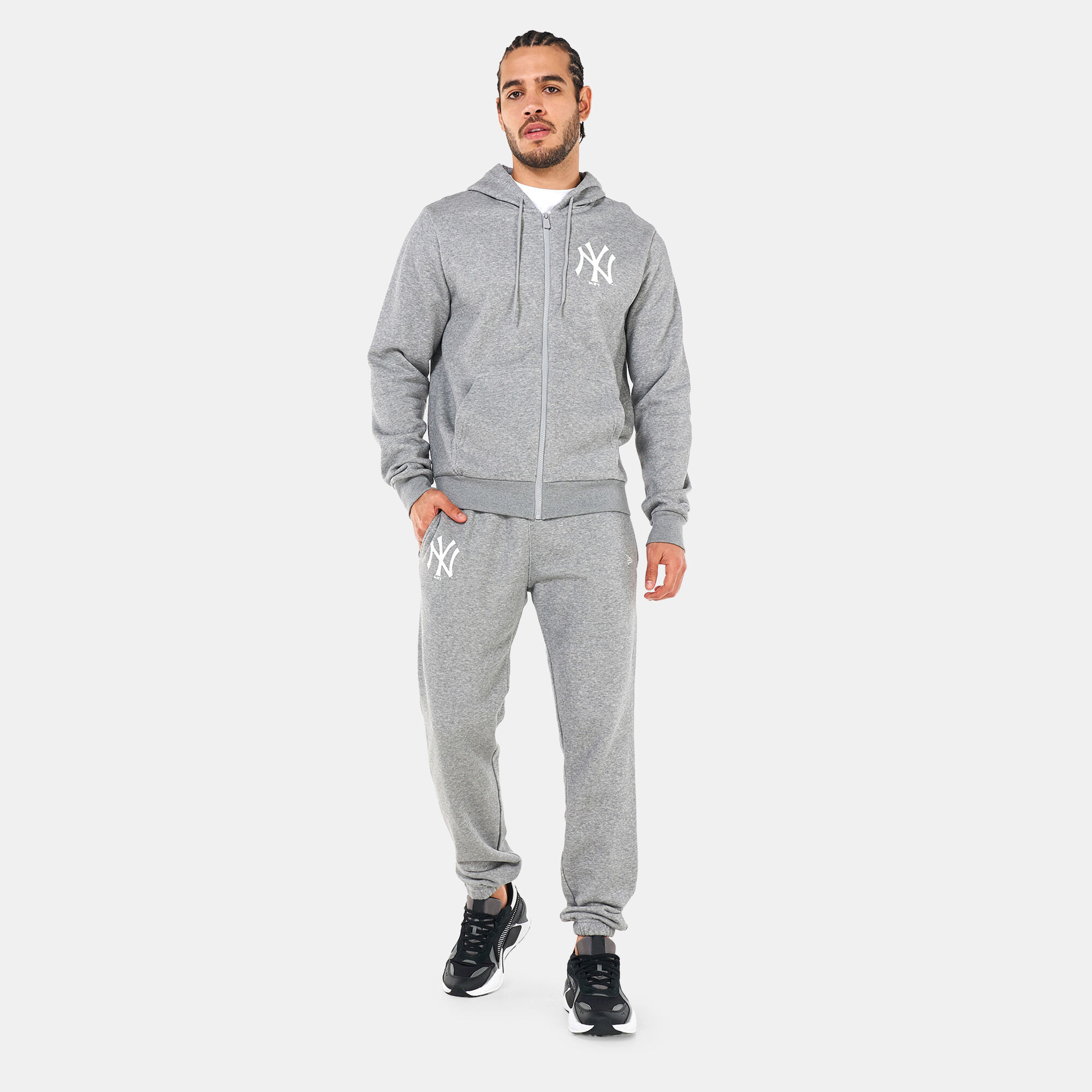 Puma joggers mens yankees hotsell