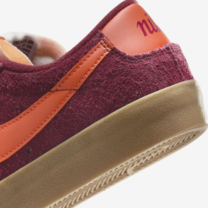 Nike Women's Blazer Low '77 Vintage Shoes Red Nike Women's Blazer Low '77 Vintage Shoes Red image number 7
