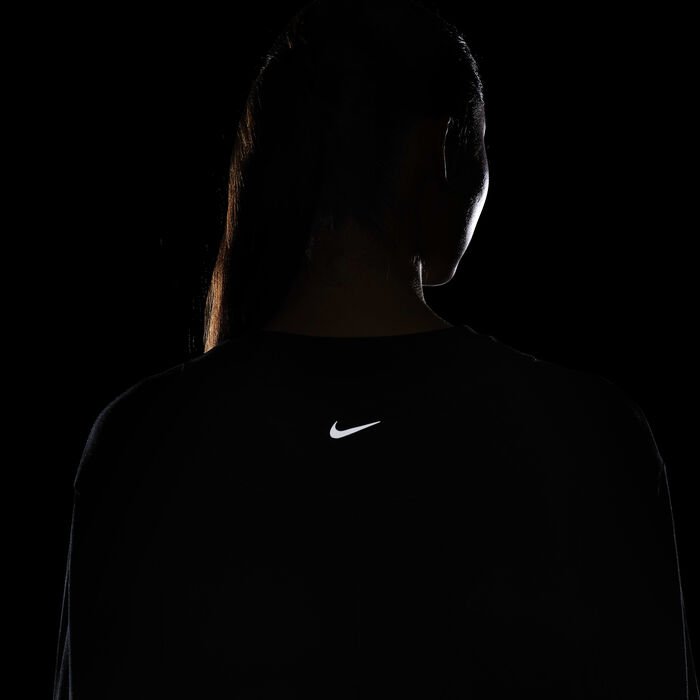 Nike Women's One Dri-FIT Training Top Black Nike Women's One Dri-FIT Training Top Black image number 5