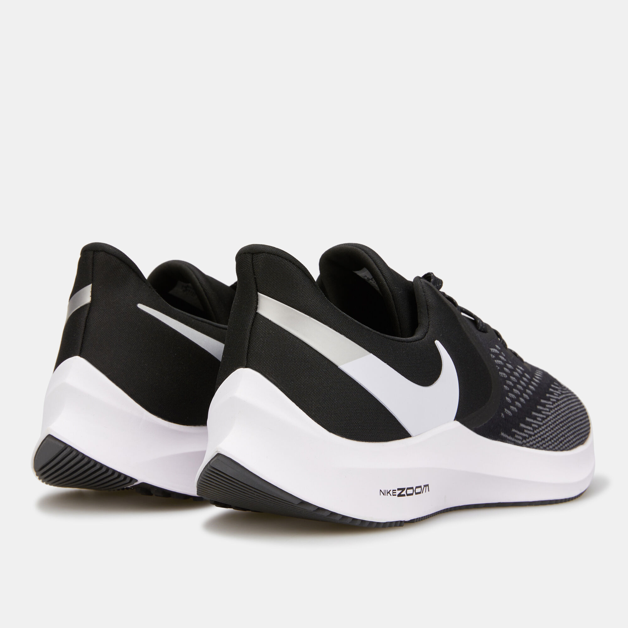 Nike winflo 6 vs pegasus 35 deals