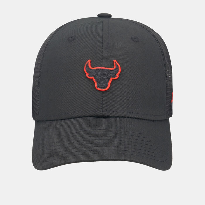 New Era Men's NBA Chicago Bulls 9FORTY Trucker Cap Black image number 0