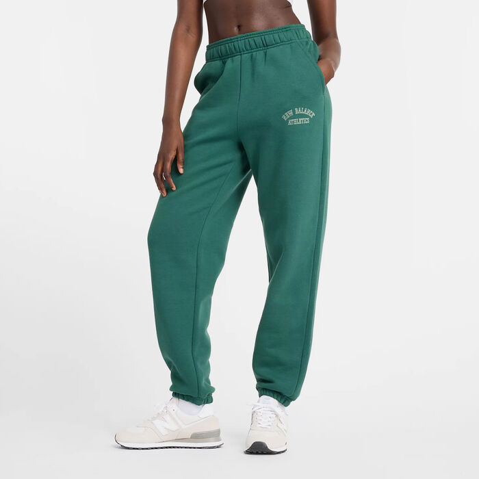 New Balance Women's Seasonal Graphic Sweatpants Green New Balance Women's Seasonal Graphic Sweatpants Green image number 0