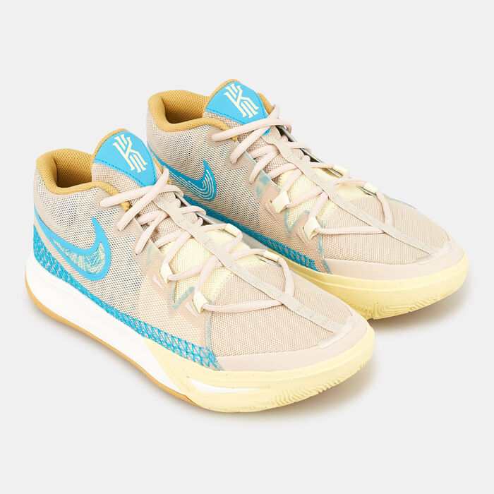 Nike Men's Kyrie Flytrap 6 Basketball Shoe White Nike Men's Kyrie Flytrap 6 Basketball Shoe White image number 2