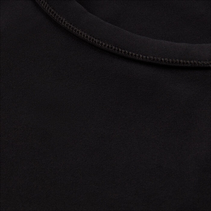 Nike Women's One Dri-FIT Training Crop Top Black Nike Women's One Dri-FIT Training Crop Top Black image number 3