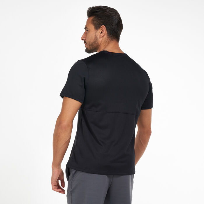 Nike Men's Breathe Run T-Shirt Multi-Color Nike Men's Breathe Run T-Shirt Multi-Color image number 1