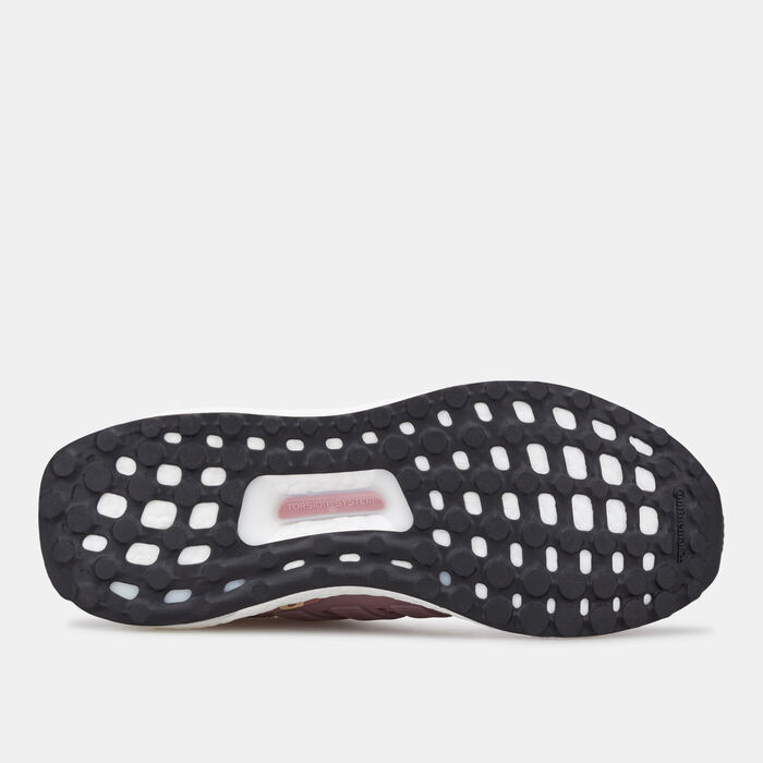 adidas Women's Ultraboost 5.0 DNA Running Sportswear Lifestyle Shoe Purple adidas Women's Ultraboost 5.0 DNA Running Sportswear Lifestyle Shoe Purple image number 3