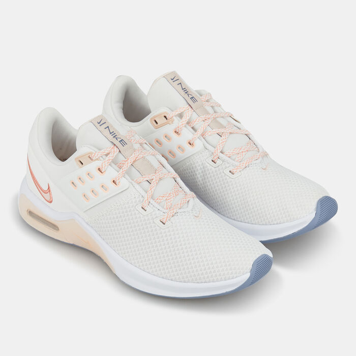 Nike Women's Air Max Bella TR 4 Shoe Nike Women's Air Max Bella TR 4 Shoe image number 1