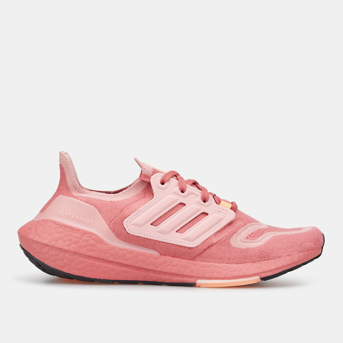 adidas Women's Ultraboost 22 Running Shoe Red adidas Women's Ultraboost 22 Running Shoe Red image number 0