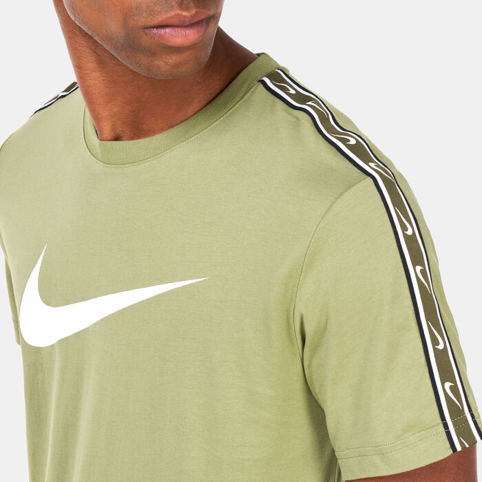 Nike Men's Sportswear Repeat Swoosh T-Shirt Green Nike Men's Sportswear Repeat Swoosh T-Shirt Green image number 3