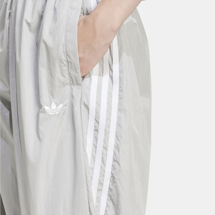 adidas Originals Women's Adicolor Teamgeist Track Pants Silver adidas Originals Women's Adicolor Teamgeist Track Pants Silver image number 4