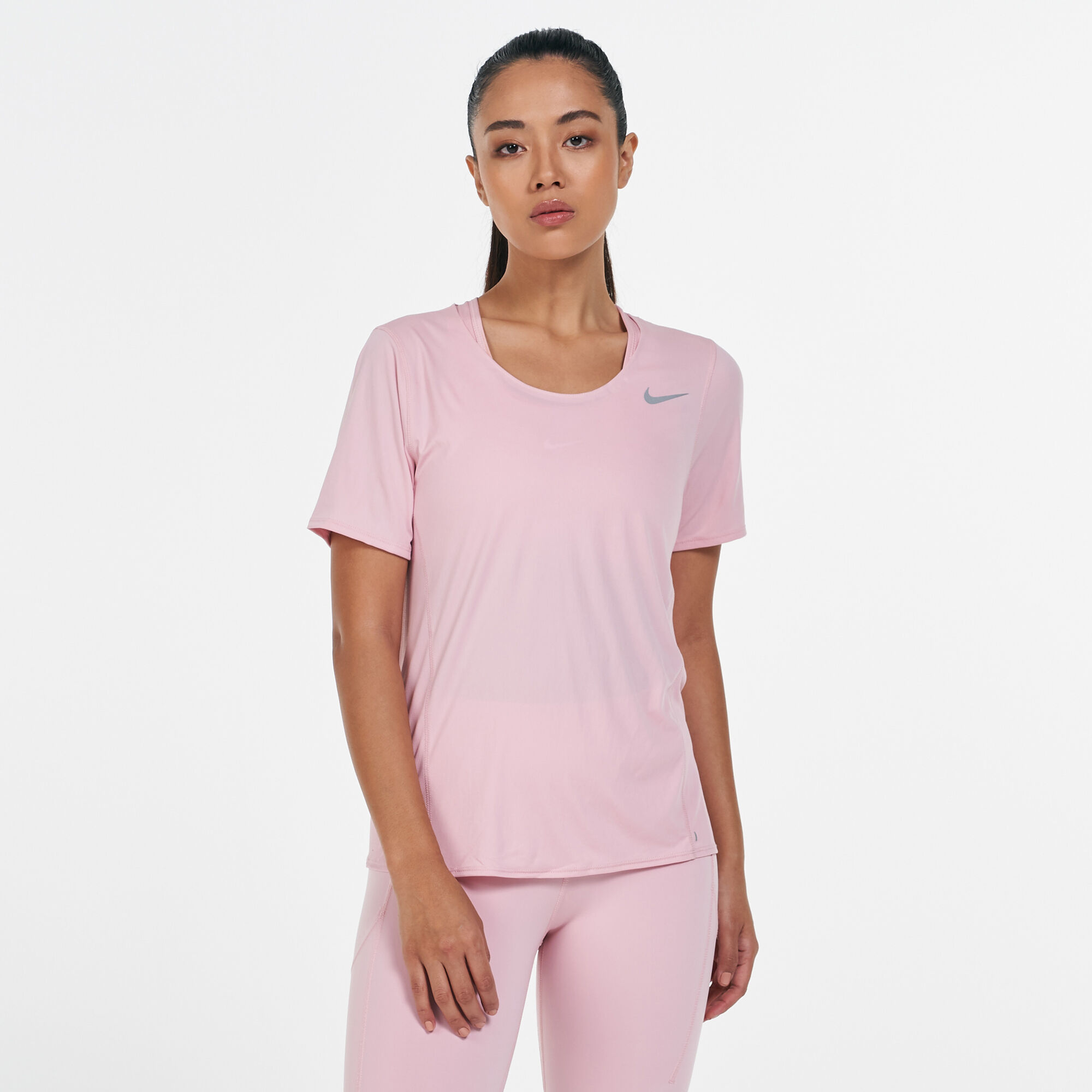 Nike women's city on sale sleek running tee