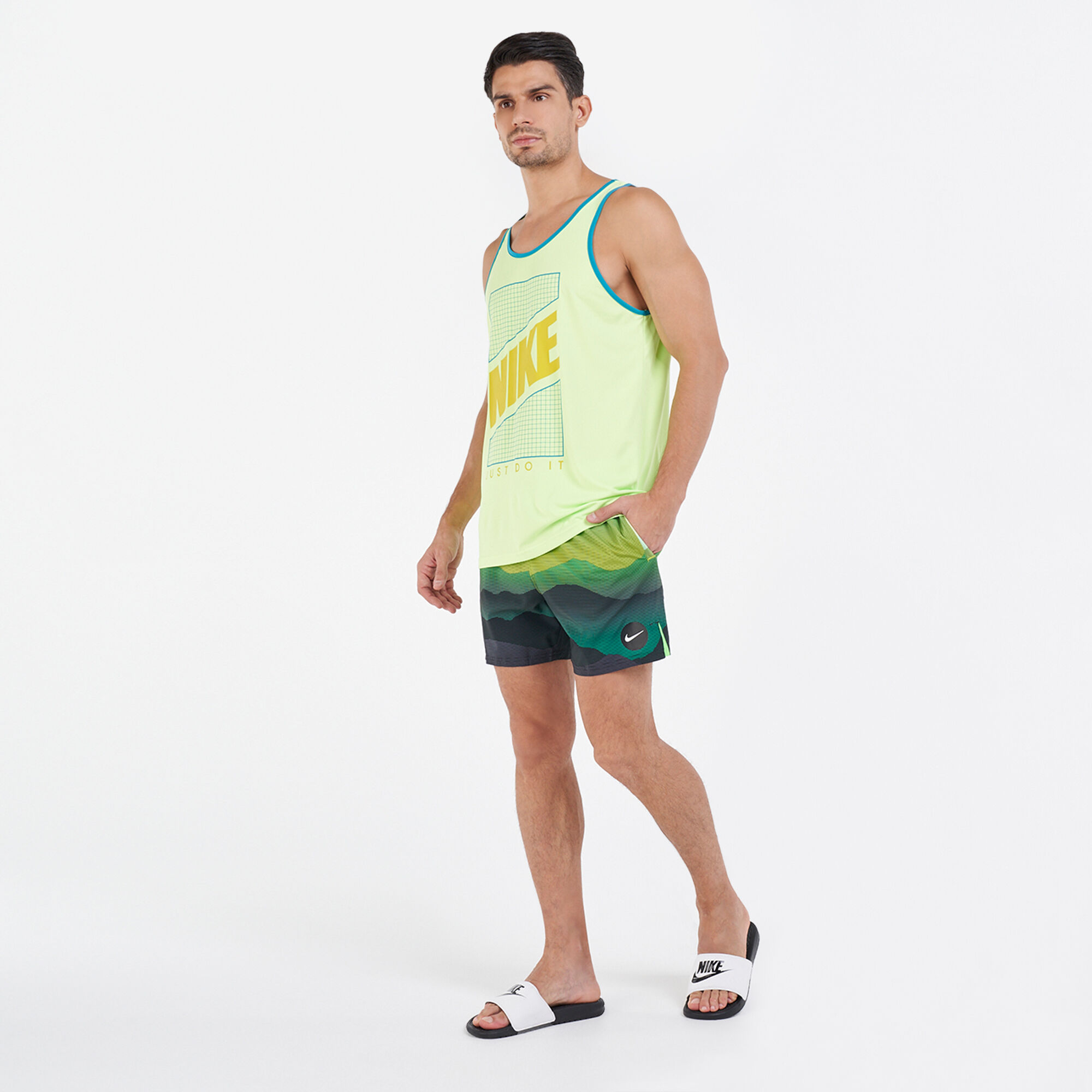 Nike wild store run tank