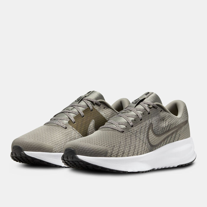 Nike Men's Run Defy Road Running Shoes Green Nike Men's Run Defy Road Running Shoes Green image number 1