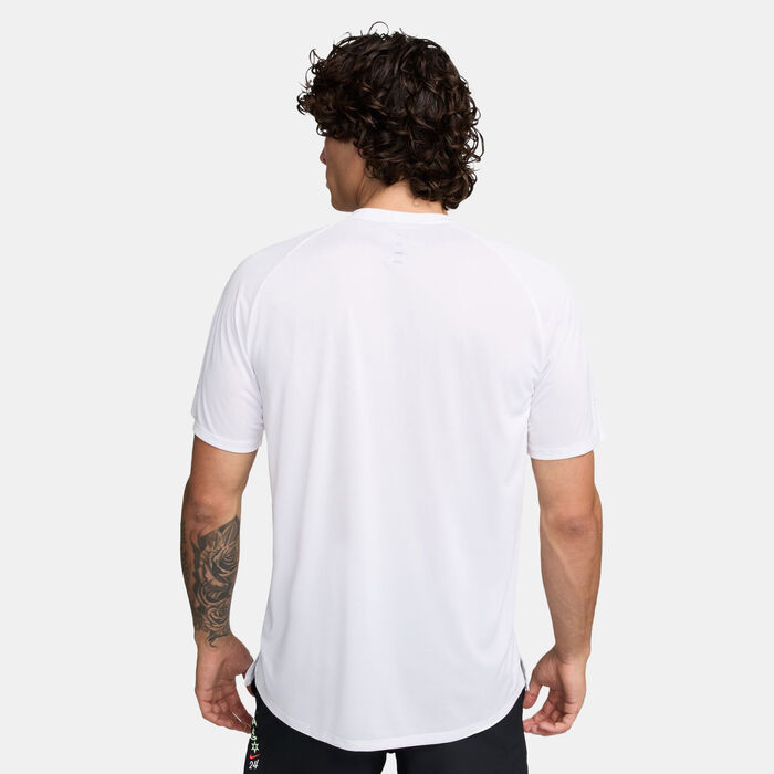Nike Men's Stride Dri-FIT ADV Running Top White Nike Men's Stride Dri-FIT ADV Running Top White image number 1
