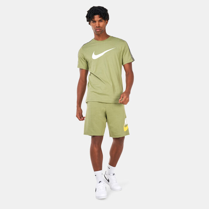 Nike Men's Sportswear Repeat Swoosh T-Shirt Green Nike Men's Sportswear Repeat Swoosh T-Shirt Green image number 2