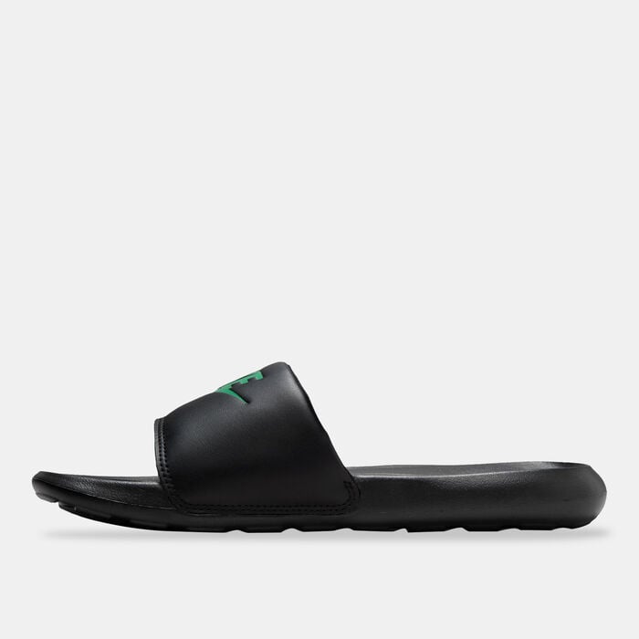 Nike Men's Victori One Slides Black Nike Men's Victori One Slides Black image number 1