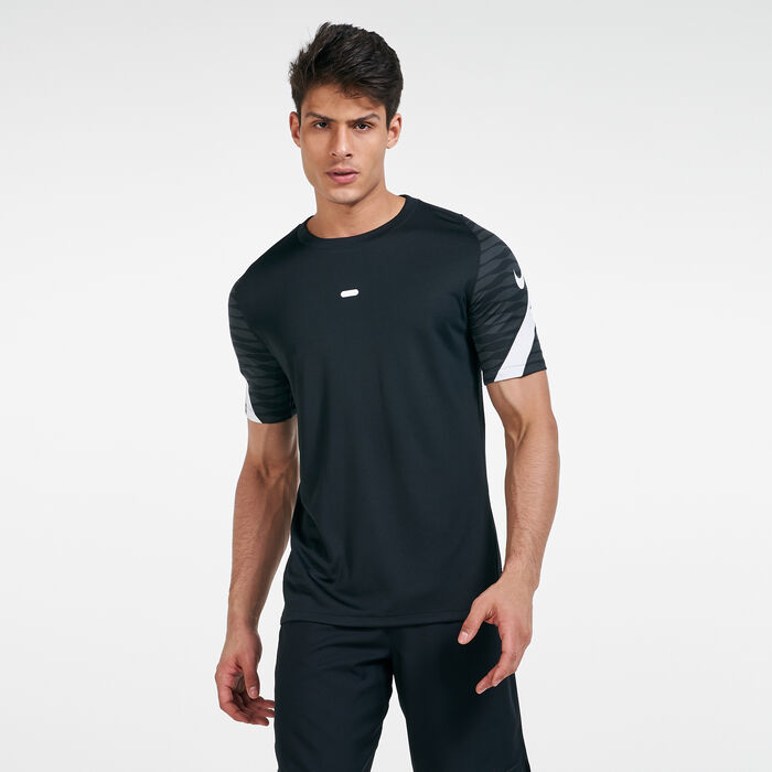 Men's Dri-FIT Strike T-Shirt Men's Dri-FIT Strike T-Shirt image number 0