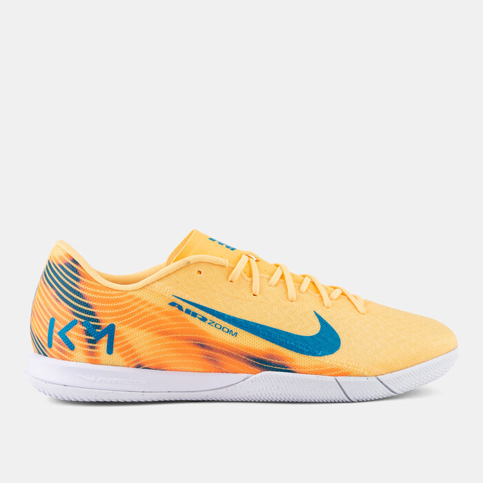 Nike Men's Vomero 18 Road Running Shoes (Extra Wide) Orange image number 0