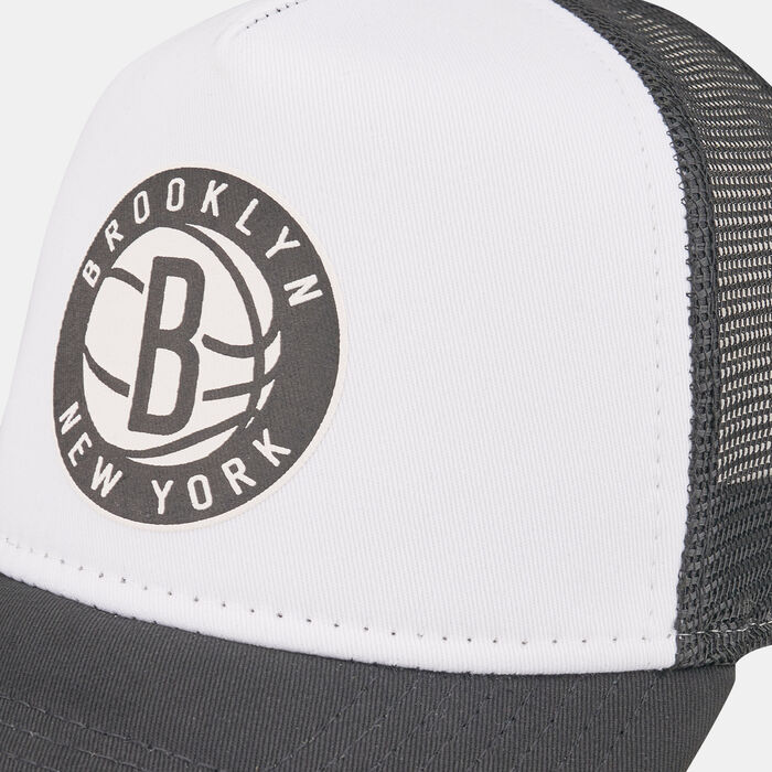 New Era Men's Brooklyn Nets Team Colour Block Trucker Cap White New Era Men's Brooklyn Nets Team Colour Block Trucker Cap White image number 2