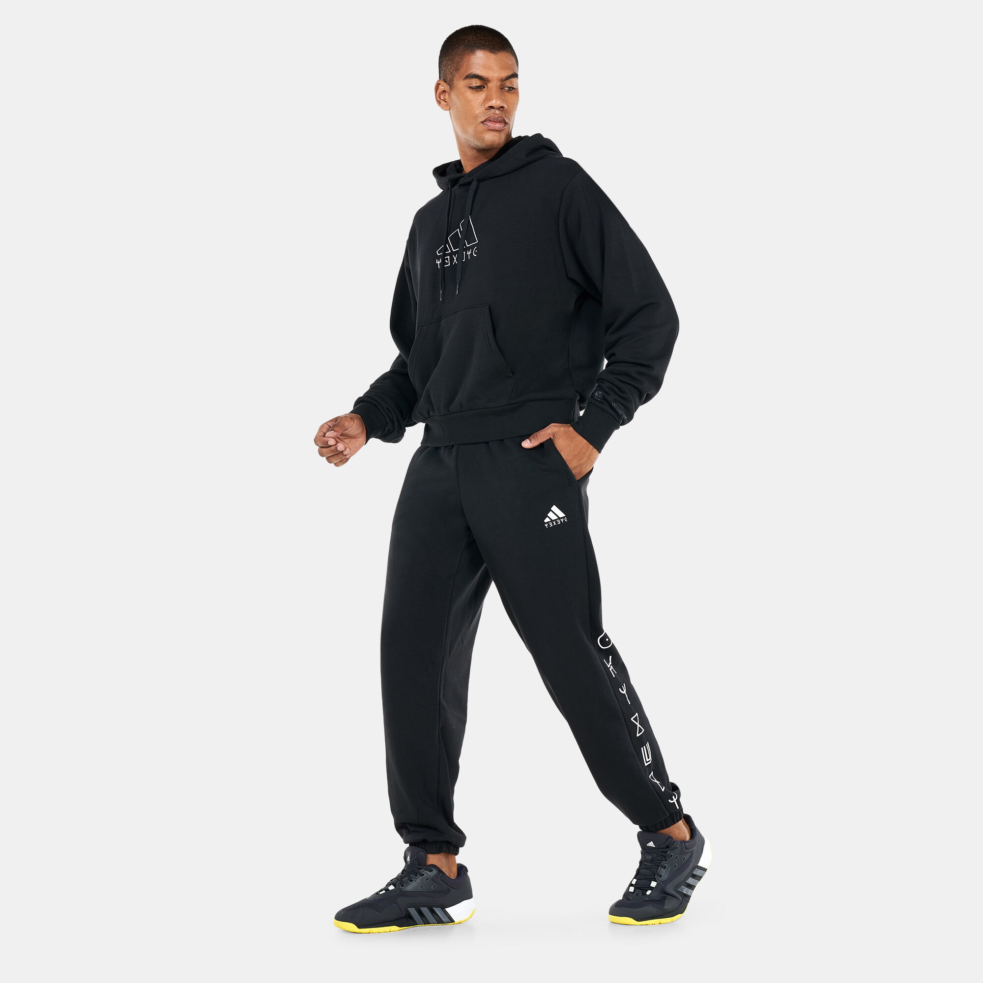 Black panther joggers outlet