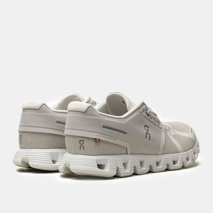 On Women's Cloud 5 Running Shoes White On Women's Cloud 5 Running Shoes White image number 3
