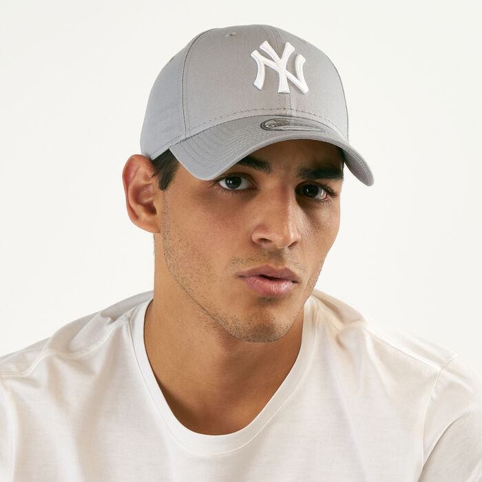New Era 9 Forty New York Yankees Baseball Cap Grey New Era 9 Forty New York Yankees Baseball Cap Grey image number 0