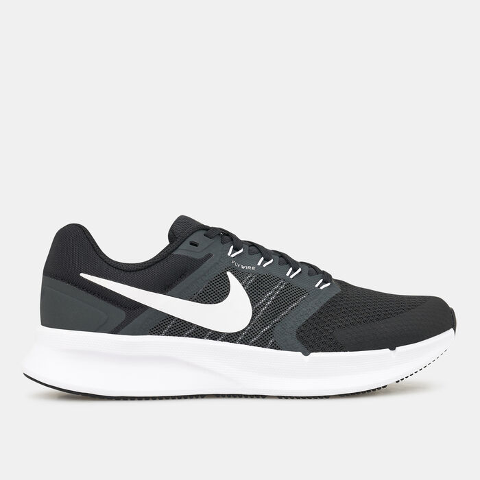 Nike Men's Run Swift 3 Road Running Shoe Black image number 0
