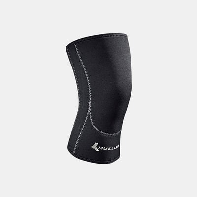Mueller Closed Patella Knee Sleeve Multi-Color Mueller Closed Patella Knee Sleeve Multi-Color