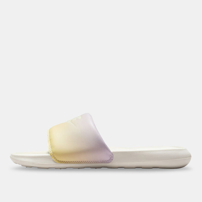 Nike Women's Victori One Printed Slide yellow Nike Women's Victori One Printed Slide yellow image number 1